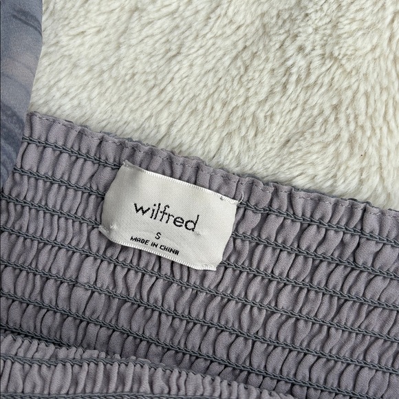 Aritzia Wilfred Ruched Square Neck Top – Size S | Romantic Core | Soft Stretch - Picture 3 of 6